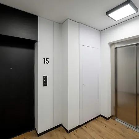 Bright & Modern Kepa Mieszczanska By Renters Apartamento