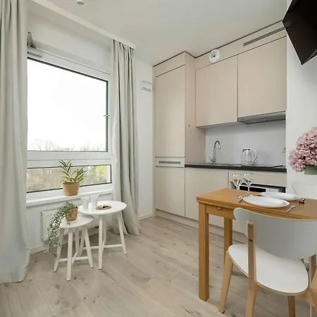 Bright & Modern Kepa Mieszczanska By Renters Breslavia