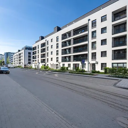 Bright & Modern Kepa Mieszczanska By Renters * Wroclaw
