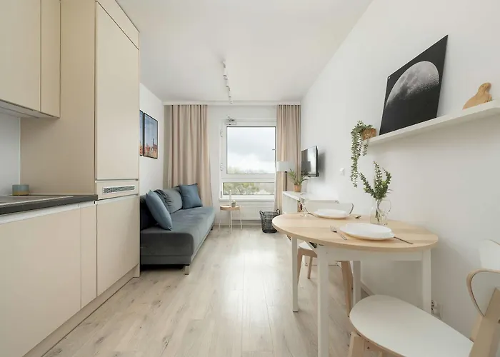 Bright & Modern Kepa Mieszczanska By Renters * Breslavia