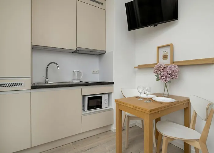 Bright&modern Kępa Mieszczańska By Renters *